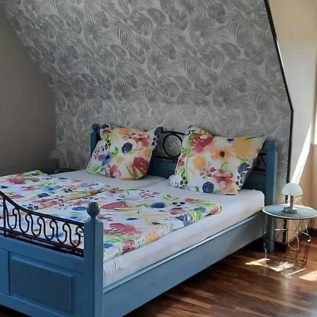 Schwiemann, Obergeschoss アパート *